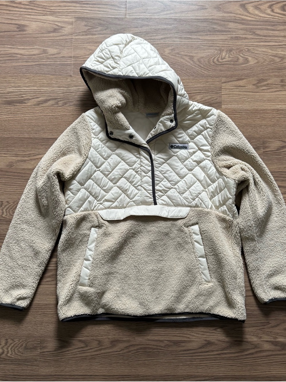 Columbia Women’s Quilted Sherpa Fleece Hoodie Cream Snap Pullover